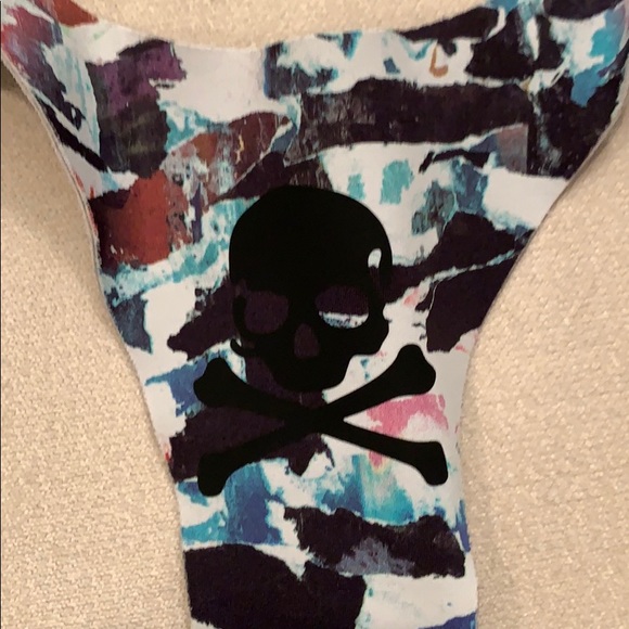 Lululemon Printed Bra with Seamless Racerback - Picture 4 of 5